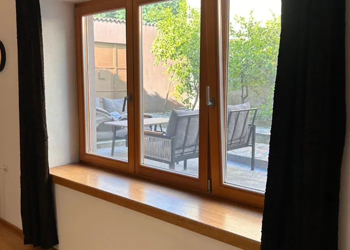 Stone Garden Apartment *