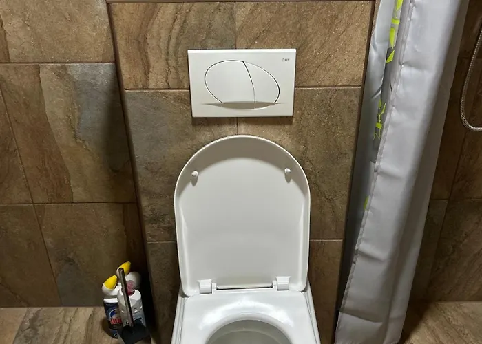 Stone Garden Apartment *